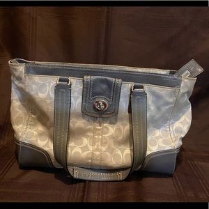 Coach Hampton Signature Logo Patent Leather